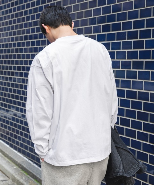 BAYFLOW(ベイフロー)の「【WEB限定】ベーシックポケットロンT / 無地 / ヘビーウェイト(Tシャツ/カットソー・メンズ・グレー/チャコールグレー/ブラック/グレイッシュベージュ/カーキ/ホワイト・SMALL/MEDIUM/LARGE)」の8枚目の写真