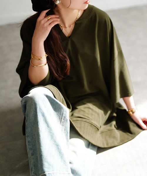 GOLDJAPAN(ゴールドジャパン)の「キーネックオーバーサイズチュニックTシャツ【大きいサイズ対応】(Tシャツ/カットソー・レディース・カーキ/ブラック/ネイビー・FREE)」の2枚目の写真