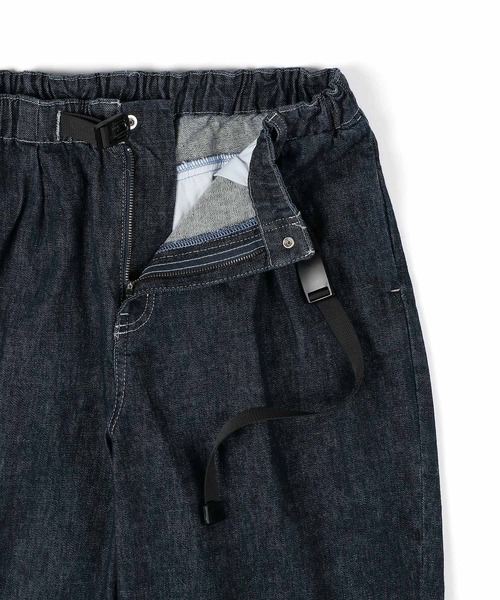 The DUFFER of ST.GEORGE(ザダファーオブセントジョージ)の「LINEN BLEND WEBBING BELT WIDE DENIM:麻混ストレッチ 2タック イージー ワイドテーパード デニムパンツ(デニムパンツ・メンズ・ダークインディゴブルー/インディゴブルー・MEDIUM/SMALL/X-LARGE/LARGE)」の12枚目の写真