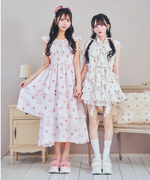 ReAmour(リアムール)の「ストロベリーロングワンピ(ワンピース・レディース・ホワイト/ピンク・FREE)」の18枚目の写真
