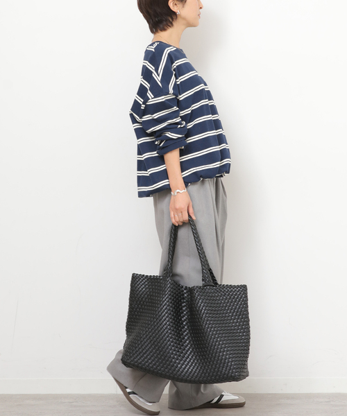 JOURNAL STANDARD relume（ジャーナルスタンダード　レリューム）の「《追加2》ギャザーヘムロングスリーブ（Tシャツ/カットソー・レディース・ブラック/ナチュラル/ネイビー/ホワイト/ライトグレー・FREE）」の8枚目の写真