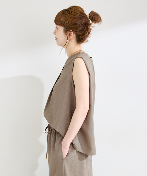 B.C STOCK(ベーセーストック)の「《S/Mサイズ展開》《2点セット》ウォッシャブル / リネンライクセットアップ(その他パンツ・レディース・ウッド/ベージュ/ブラック・SMALL/MEDIUM)」の7枚目の写真