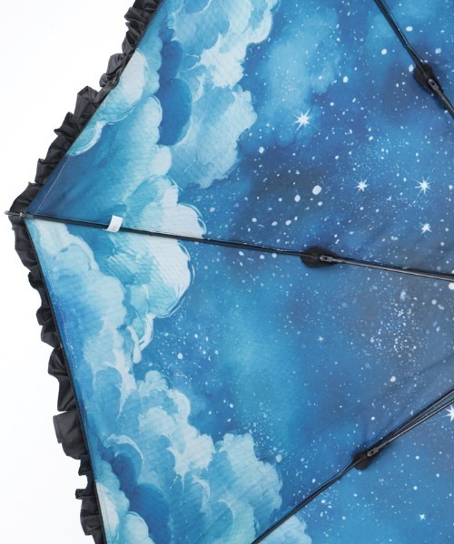 axes femme（アクシーズファム）の「夜空柄晴雨兼用パゴダ傘（長傘・レディース・ブルー・FREE）」の8枚目の写真