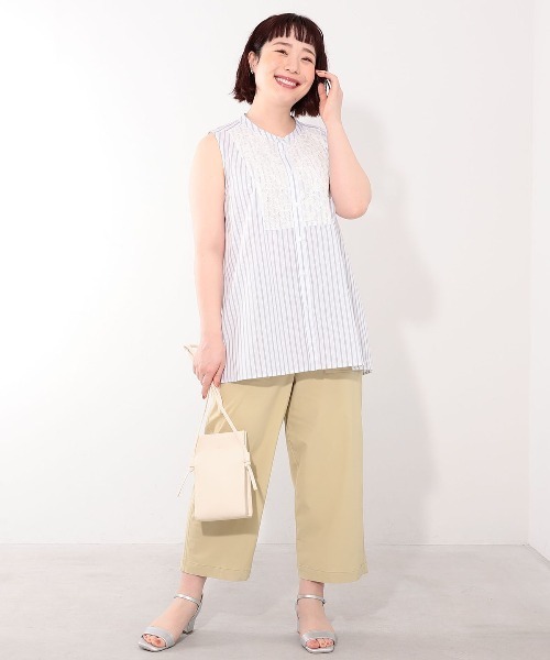 MB mint breeze(エムビーミントブリーズ)の「【L~6L 大きいサイズ】フロントレースノースリーブブラウス(シャツ/ブラウス・レディース・サックスブルー/オフホワイト/ネイビー・5L/4L/3L/LL/6L/L)」の9枚目の写真