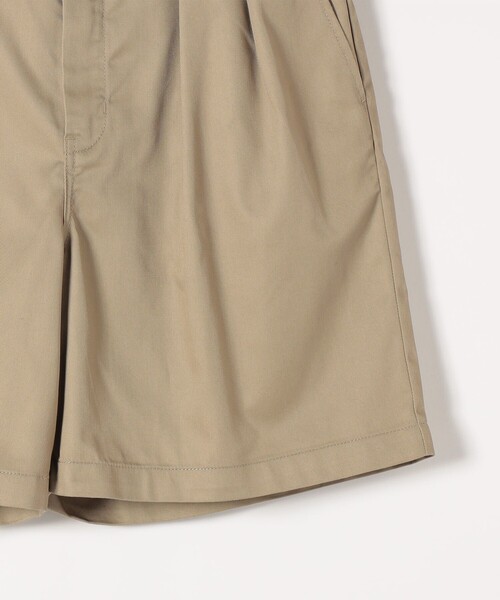 Dickies(ディッキーズ)の「DICKIES:〈洗濯機可能〉ツイル ツータック ショート パンツ(その他パンツ・レディース・ベージュ/ブラック・ONE SIZE)」の5枚目の写真