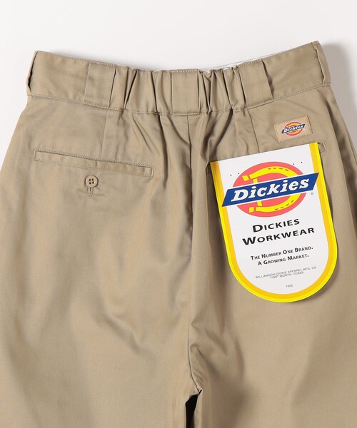 Dickies(ディッキーズ)の「DICKIES:〈洗濯機可能〉ツイル ツータック ショート パンツ(その他パンツ・レディース・ベージュ/ブラック・ONE SIZE)」の8枚目の写真