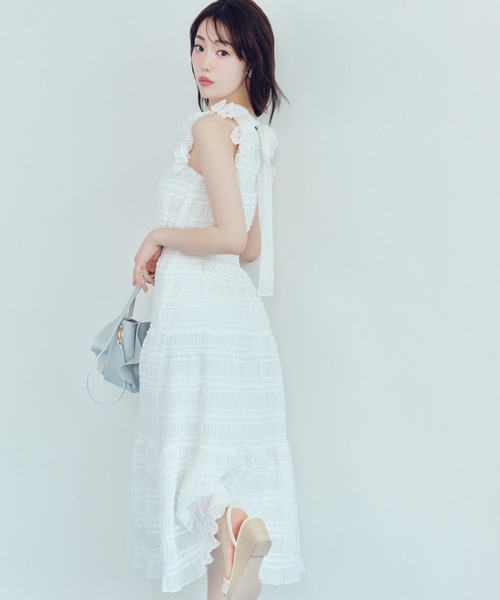 CELFORD(セルフォード)の「【洗える】【接触冷感】フリルシフォンワンピース(ワンピース・レディース・ブラック/ホワイト/ライム・36/38)」の6枚目の写真