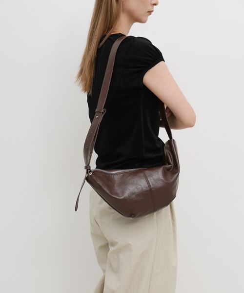 select MOCA（セレクトモカ）の「ムーンデザインワンショルダーバッグ（ショルダーバッグ・レディース・キャメル/ブラック/ブラウン/アイボリー・FREE）」の16枚目の写真