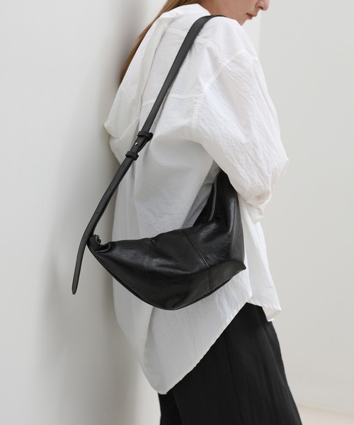 select MOCA（セレクトモカ）の「ムーンデザインワンショルダーバッグ（ショルダーバッグ・レディース・キャメル/ブラック/ブラウン/アイボリー・FREE）」の21枚目の写真