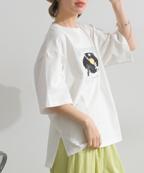 le colis(ルコリ)の「ドライタッチ 天竺 レコード プリント 5分袖 Tシャツ(Tシャツ/カットソー・レディース・ブラック/オフホワイト/ラベンダー/ライトイエロー・FREE)」の8枚目の写真