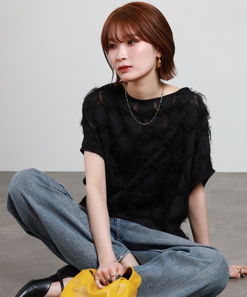 FUNALIVE(ファンアライブ)の「フロントフリンジシアーカットプルオーバー 半袖(Tシャツ/カットソー・レディース・オフホワイト/ブラック/ベージュ・M)」の4枚目の写真