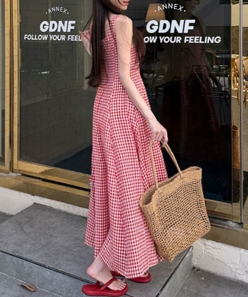 FREE STYLISTS(フリー スタイリスト)の「YUGA_YGMC Korean-style Checkered long dress(ワンピース・レディース・レッド/ブラック・M/S)」の15枚目の写真