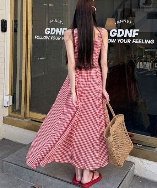FREE STYLISTS(フリー スタイリスト)の「YUGA_YGMC Korean-style Checkered long dress(ワンピース・レディース・レッド/ブラック・M/S)」の11枚目の写真