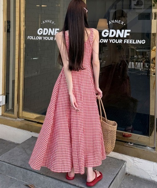 FREE STYLISTS(フリー スタイリスト)の「YUGA_YGMC Korean-style Checkered long dress(ワンピース・レディース・レッド/ブラック・M/S)」の9枚目の写真