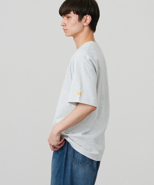 Lee(リー)の「Lee/リー マルチロゴTシャツ(Tシャツ/カットソー・メンズ・レッド/ホワイト/ブルー/ネイビー/ベージュ/グレー・SMALL/MEDIUM/X-LARGE/LARGE)」の14枚目の写真
