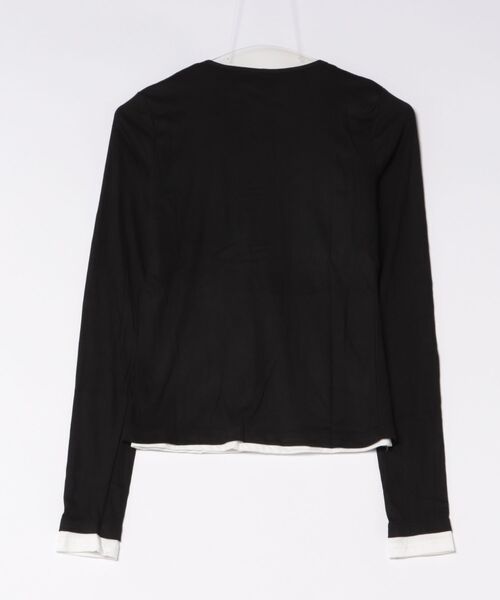 Chiina(チーナ)の「Chiina/レイヤード風ヘンリーネックトップス(Tシャツ/カットソー・レディース・ブラック/グレー・SMALL)」の8枚目の写真