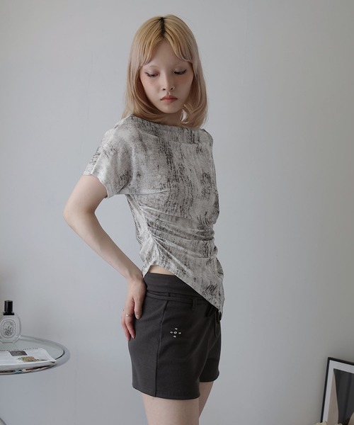 Ulysses（ユリシス）の「ドレープネックアシメデザインカットソー（Tシャツ/カットソー・レディース・ブラック/ホワイト/グレー・F）」の8枚目の写真