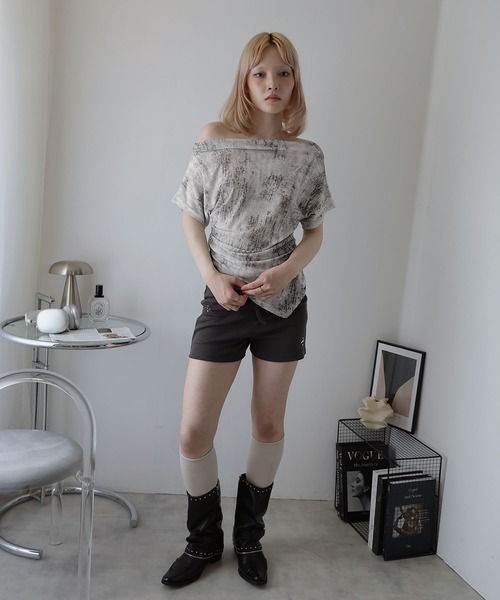 Ulysses（ユリシス）の「ドレープネックアシメデザインカットソー（Tシャツ/カットソー・レディース・ブラック/ホワイト/グレー・F）」の18枚目の写真