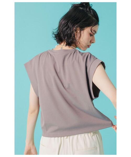 Park Slope NEWYORKER（パークスロープニューヨーカー）の「【接触冷感・肌離れ素材】フレンチスリーブプルオーバー（Tシャツ/カットソー・レディース・ブラック/グレイッシュベージュ・MEDIUM/LARGE）」の5枚目の写真