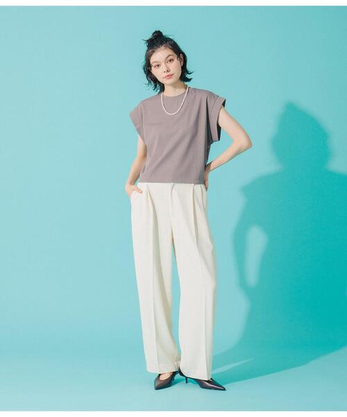 Park Slope NEWYORKER（パークスロープニューヨーカー）の「【接触冷感・肌離れ素材】フレンチスリーブプルオーバー（Tシャツ/カットソー・レディース・ブラック/グレイッシュベージュ・MEDIUM/LARGE）」の6枚目の写真