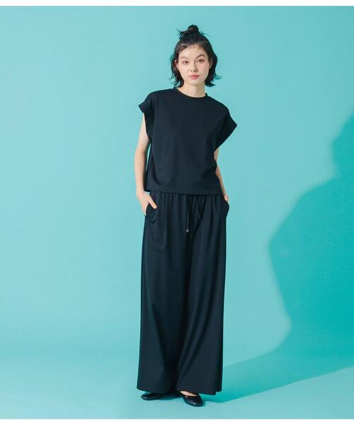 Park Slope NEWYORKER（パークスロープニューヨーカー）の「【接触冷感・肌離れ素材】フレンチスリーブプルオーバー（Tシャツ/カットソー・レディース・ブラック/グレイッシュベージュ・MEDIUM/LARGE）」の20枚目の写真