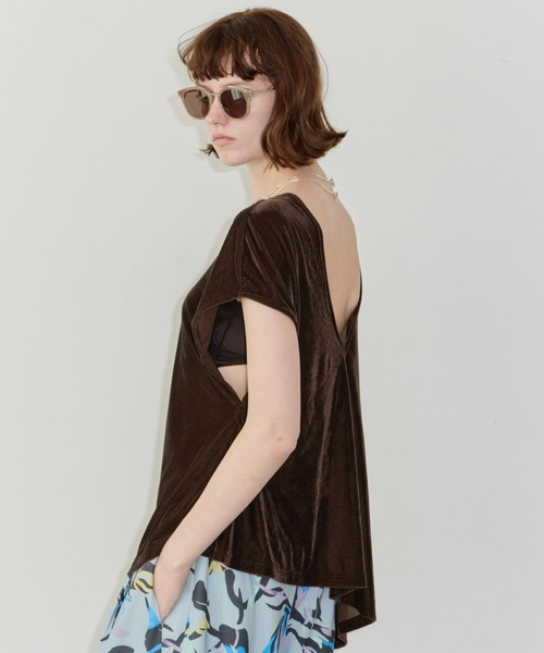 LA BELLE ETUDE（ラベルエチュード）の「2wayシアーベロアアシンメトリーTOPS（Tシャツ/カットソー・レディース・ブラウン/ブラック・FREE）」の12枚目の写真