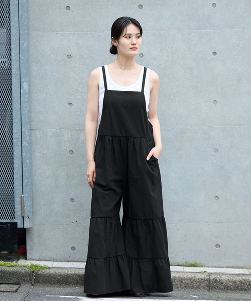 IENA（イエナ）の「《/手洗い可》ティアードサロペット（サロペット/オーバーオール・レディース・ブラック・38/36）」の2枚目の写真