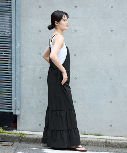 IENA（イエナ）の「《/手洗い可》ティアードサロペット（サロペット/オーバーオール・レディース・ブラック・38/36）」の3枚目の写真