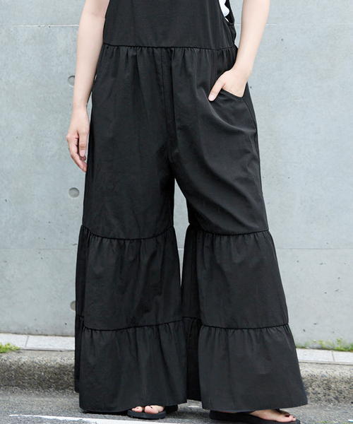 IENA（イエナ）の「《/手洗い可》ティアードサロペット（サロペット/オーバーオール・レディース・ブラック・38/36）」の6枚目の写真