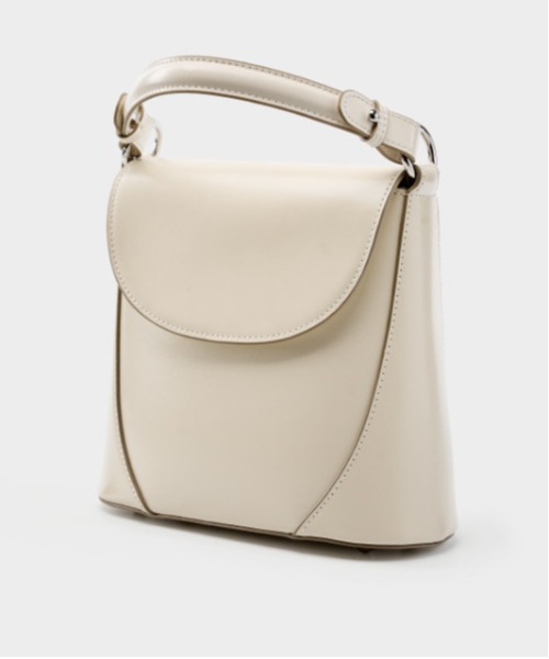 NiiNa(ニーナ)の「【 NiiNa / ニーナ 】【高品質牛革】2wayワンハンドルバケットバッグ(ショルダーバッグ・レディース・ホワイト・FREE)」の16枚目の写真