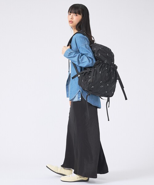Casselini(キャセリーニ)の「【Casselini/キャセリーニ】刺繍リュック/Embro backpack/花柄/リュック/A4収納可能【WEB限定】(バックパック/リュック・レディース・ブラック/ブラック系その他・フリー)」の3枚目の写真
