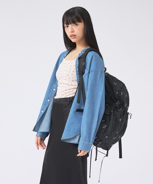 Casselini(キャセリーニ)の「【Casselini/キャセリーニ】刺繍リュック/Embro backpack/花柄/リュック/A4収納可能【WEB限定】(バックパック/リュック・レディース・ブラック/ブラック系その他・フリー)」の4枚目の写真
