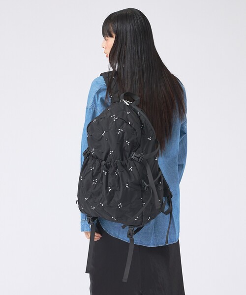 Casselini(キャセリーニ)の「【Casselini/キャセリーニ】刺繍リュック/Embro backpack/花柄/リュック/A4収納可能【WEB限定】(バックパック/リュック・レディース・ブラック/ブラック系その他・フリー)」の5枚目の写真