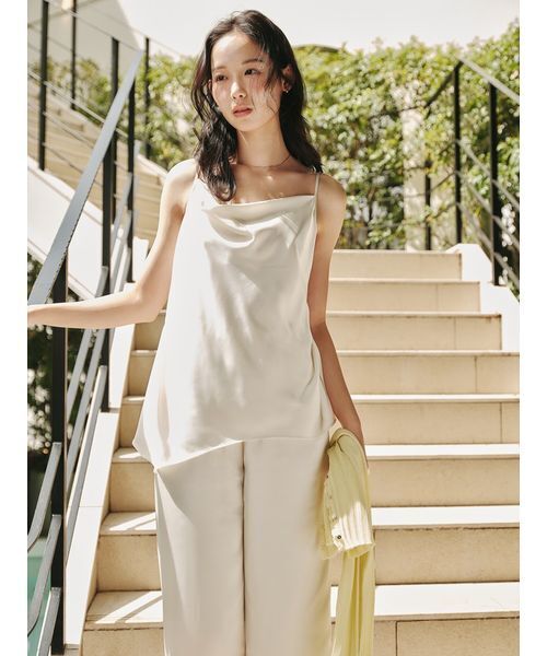 SNIDEL(スナイデル)の「【Washable】キャミオールインワン(つなぎ/オールインワン・レディース・グリーン/ブラック/アイボリー・0/1)」の1枚目の写真
