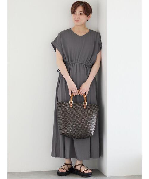 Te chichi(テチチ)の「【多機能】ドロストカットワンピース(ワンピース・レディース・グリーン/ネイビー/チャコールグレー・F)」の18枚目の写真
