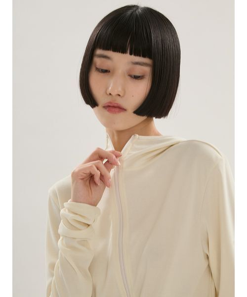 emmi(エミ)の「【LUMISHADE】ダブルジップコンパクトフーディー(スウェット・レディース・ブラック/イエロー・F)」の6枚目の写真