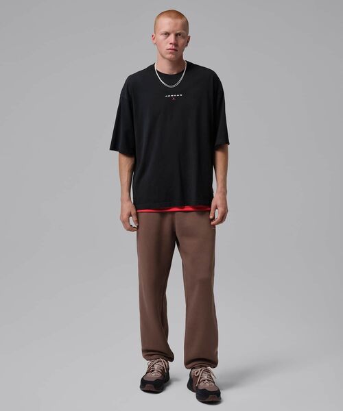 JORDAN BRAND(ジョーダンブランド)の「ジョーダン フライト エッセンシャル メンズ オーバーサイズド パッチ Tシャツ / Jordan Flight Essentials Men's Oversized Patch T-Shirt IO0034-010 Black(Tシャツ/カットソー・メンズ・ブラック・2XL/S/XL/L/M)」の14枚目の写真