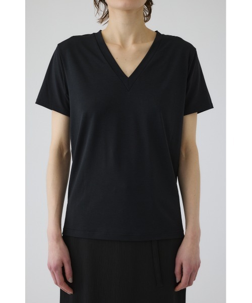 RIM.ARK(リムアーク)の「Smooth texture v-neck tee(スムース テクスチャー ブイネック ティー)(Tシャツ/カットソー・レディース・ダークブラウン/ブラック/ネイビー/ホワイト・FREE)」の3枚目の写真