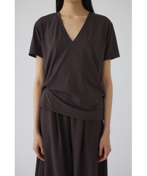 RIM.ARK(リムアーク)の「Smooth texture v-neck tee(スムース テクスチャー ブイネック ティー)(Tシャツ/カットソー・レディース・ダークブラウン/ブラック/ネイビー/ホワイト・FREE)」の21枚目の写真