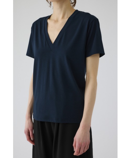 RIM.ARK(リムアーク)の「Smooth texture v-neck tee(スムース テクスチャー ブイネック ティー)(Tシャツ/カットソー・レディース・ダークブラウン/ブラック/ネイビー/ホワイト・FREE)」の10枚目の写真
