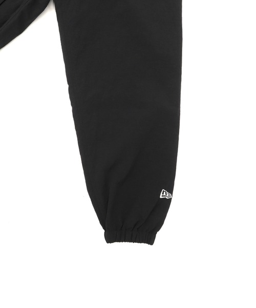 NEW ERA(ニューエラ)の「ニューエラ コーチジャケット ナイロン(その他アウター・メンズ・ブラウン/ブラック・XXL/XL/M/S/L)」の6枚目の写真
