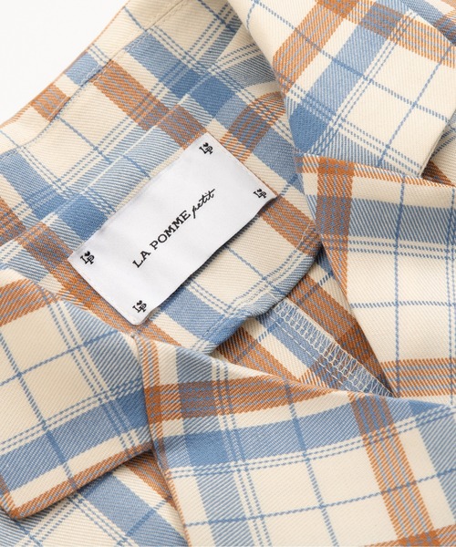 LA POMME petit(ラポミ・プチ)の「Vintage Tartan Blazer Skirt Set Up(セットアップ・レディース・ベージュ・SMALL/MEDIUM)」の7枚目の写真