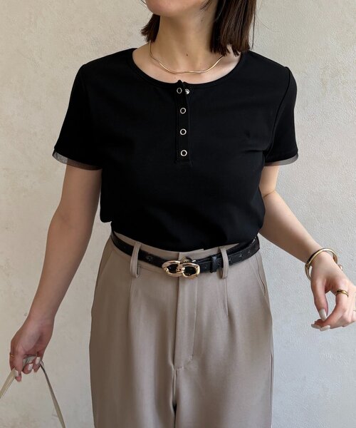 Thevon（ゼボン）の「ヘンリーネックチャーム付きコンパクトTシャツ（Tシャツ/カットソー・レディース・グレー/ブラック/オフホワイト・S/M）」の22枚目の写真