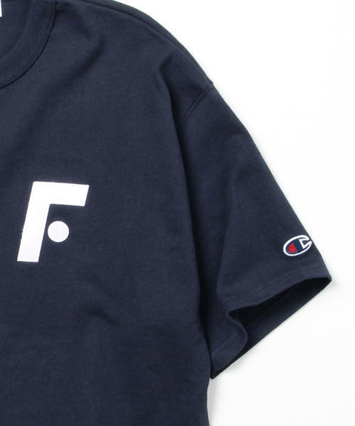 BEAMS T(ビームスティー)の「FRANK / F. チャンピオン ボディ Tシャツ(Tシャツ/カットソー・メンズ・ホワイト/ネイビー・MEDIUM/SMALL/LARGE)」の14枚目の写真