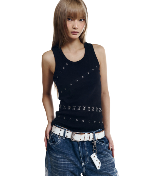 AAKAM(アーカム)の「Metal Piercing Sleeveless (Black)(Tシャツ/カットソー・レディース・その他・1/2)」の5枚目の写真