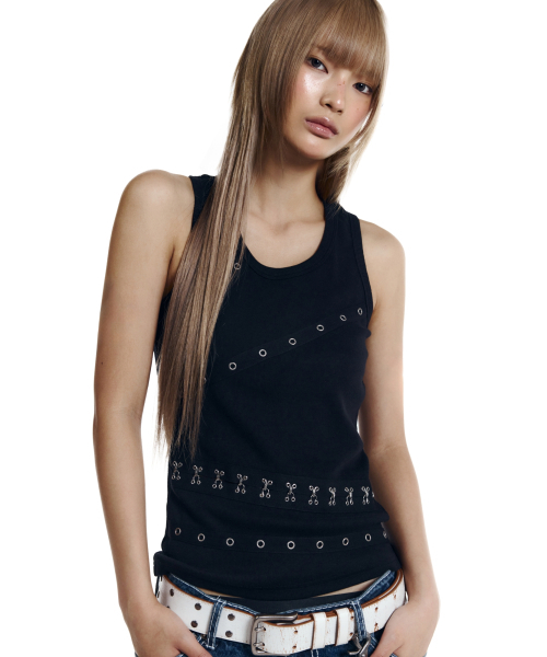 AAKAM(アーカム)の「Metal Piercing Sleeveless (Black)(Tシャツ/カットソー・レディース・その他・1/2)」の6枚目の写真