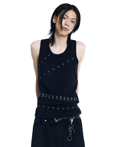 AAKAM(アーカム)の「Metal Piercing Sleeveless (Black)(Tシャツ/カットソー・レディース・その他・1/2)」の8枚目の写真
