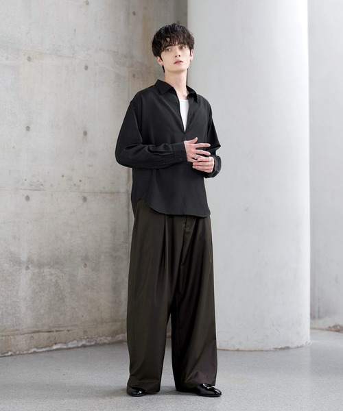 ASTRONOMY(アストロノミー)の「【防しわ】Wool Blend Relaxed-Fit Skipper Shirt(シャツ/ブラウス・メンズ・チャコール/ブラック/ブラウン/ネイビー・XL/L/S/M)」の11枚目の写真
