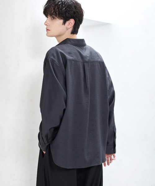 ASTRONOMY(アストロノミー)の「【防しわ】Wool Blend Relaxed-Fit Skipper Shirt(シャツ/ブラウス・メンズ・チャコール/ブラック/ブラウン/ネイビー・XL/L/S/M)」の15枚目の写真