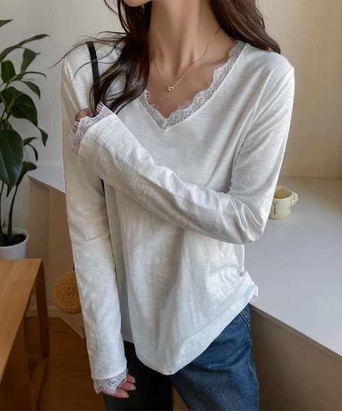 ONEP STAR(ワンピスター)の「レース切り替えVネック長袖カットソー(Tシャツ/カットソー・レディース・ホワイト/ブラック・MEDIUM/LARGE/X-LARGE)」の8枚目の写真